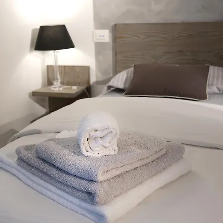 Bed and breakfast Le - Di Fronte Ospedale Sacro Cuore