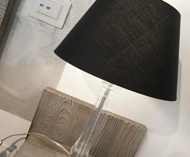 Alojamento de Acomodação e Pequeno-almoço Le - Di Fronte Ospedale Sacro Cuore