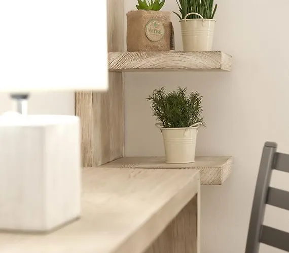 Le - Di Fronte Ospedale Sacro Cuore