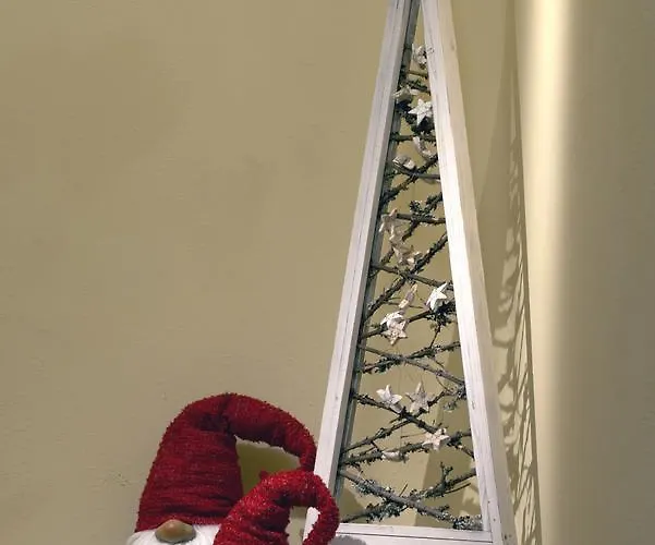 Alojamento de Acomodação e Pequeno-almoço Le - Di Fronte Ospedale Sacro Cuore 4*