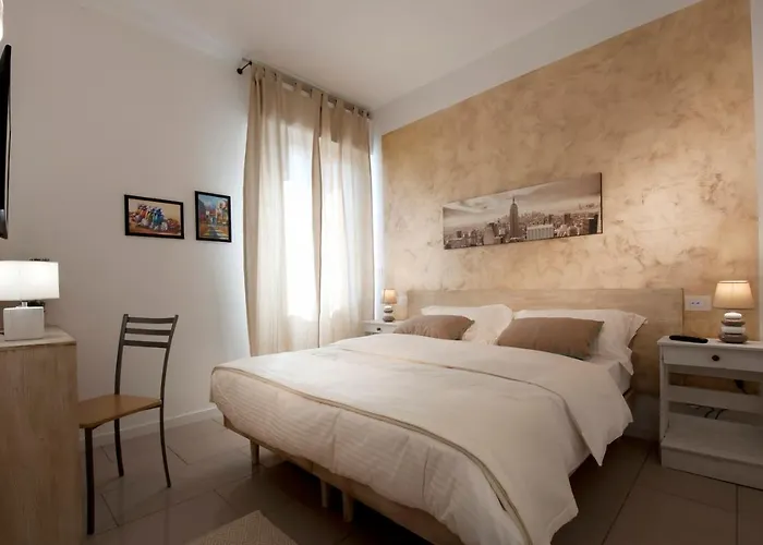 Alojamento de Acomodação e Pequeno-almoço Le - Di Fronte Ospedale Sacro Cuore