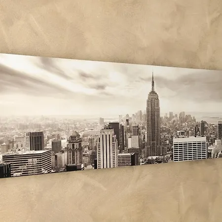 Le - Di Fronte Ospedale Sacro Cuore